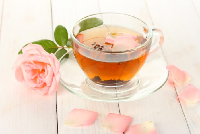 cách làm trà hoa hồng từ hoa tươi
